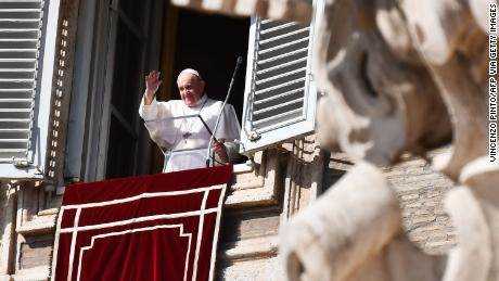 Laut Vatikan wurden die Kommentare des Papstes zu gleichgeschlechtlichen Zivilgewerkschaften aus dem Zusammenhang gerissen