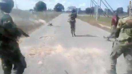 Amnesty International fordert eine Untersuchung des Videos, das die Hinrichtung einer Frau in Mosambik zeigt