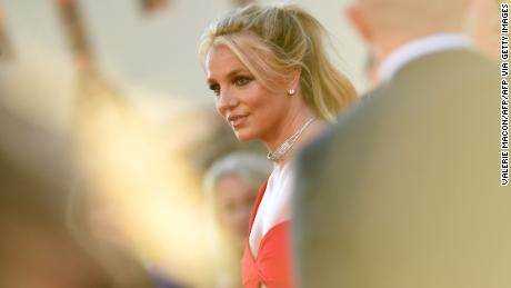 Britney Spears & # 39;  Vater sagt, er würde nichts mehr lieben, als zu sehen, dass Britney kein Konservatorium braucht. 