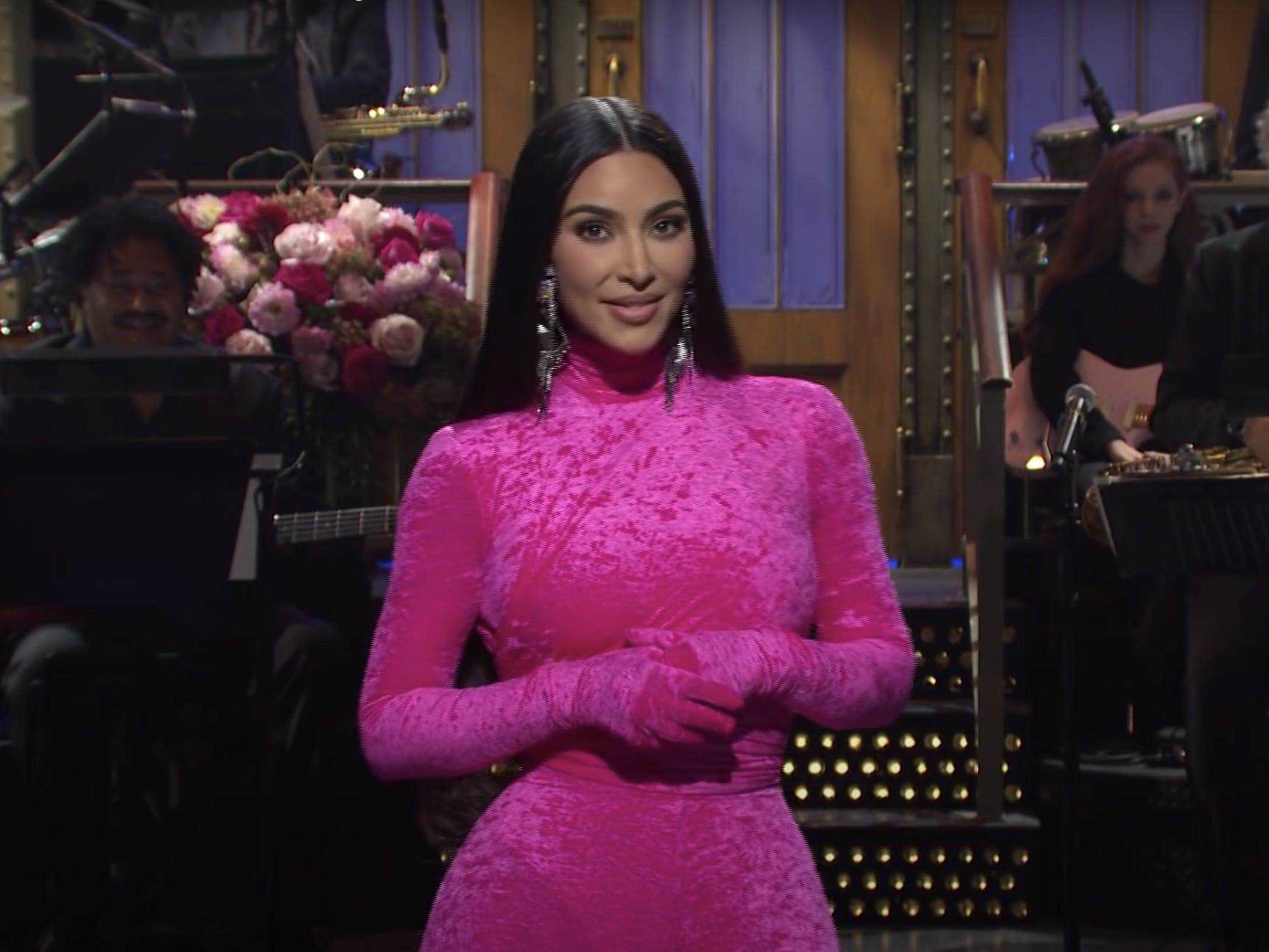 Kim Kardashian West moderierte kürzlich 