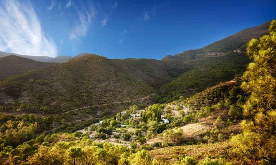 Das Anwesen liegt versteckt in den Hügeln in Südspanien.