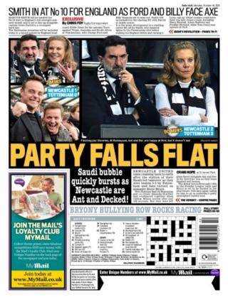 Mail-Rückseite vom Montag mit der Überschrift „Party fällt flach“ und Bildern von Ant und Dec in Newcastle