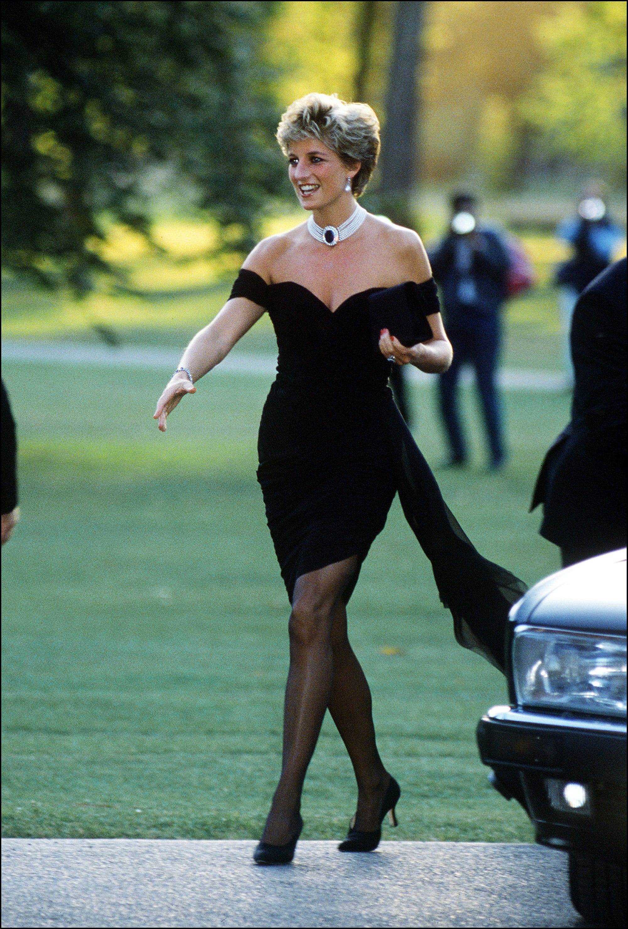 Prinzessin Diana Rache Kleid