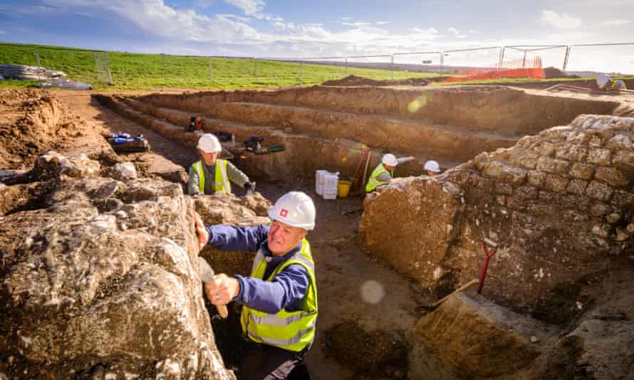 Ausgrabungen an römischer Stätte in Richborough, Kent