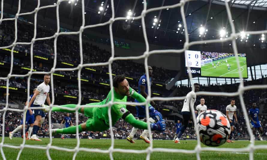 Rüdiger erzielt Chelseas drittes Tor beim 3:0-Sieg in Tottenham im September.