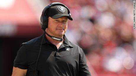 Jon Gruden ist als Cheftrainer der Las Vegas Raiders zurückgetreten.