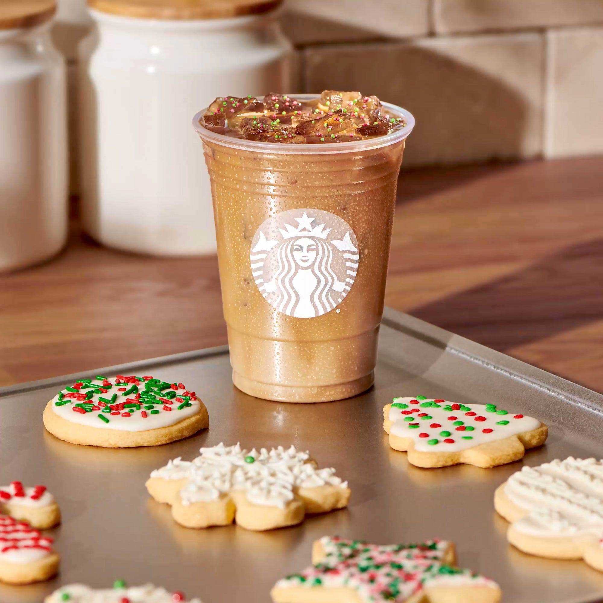 Starbucks Iced Sugar Cookie Mandelmilch Latte