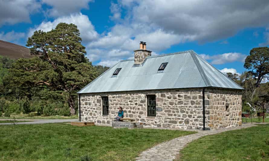 Ruigh Aiteachain Schutzhütte auf dem Glenfeshie Estate