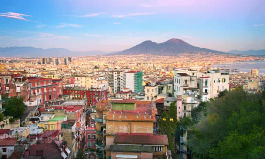 Skyline von Neapel.
