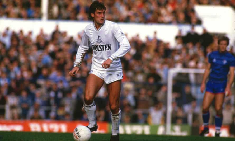 Glenn Hoddle spielte im November 1984 für Tottenham gegen Chelsea
