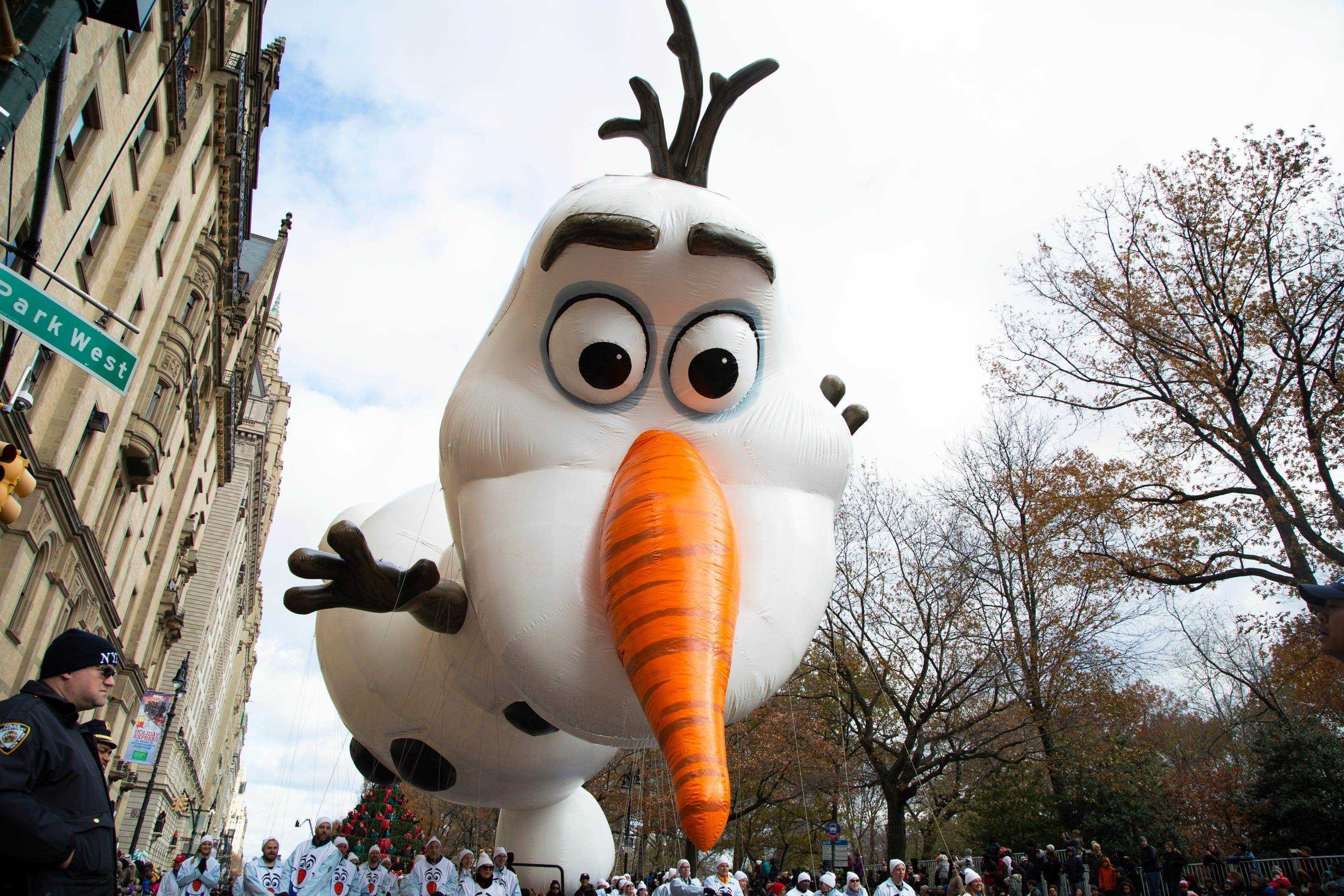 Ein Olaf-Ballon bei der Macy's Thanksgiving Day Parade im Jahr 2019.