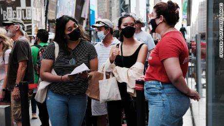 Warum die Welt immer noch über Gesichtsmasken streitet, 20 Monate nach der Pandemie