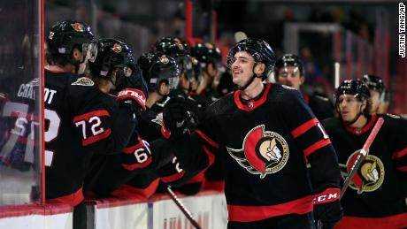NHL pausiert Ottawa Senators'  Saison wegen Covid-19-Ausbruch