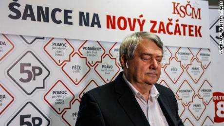 Kommunisten haben nun das tschechische Parlament verlassen, mehr als drei Jahrzehnte nach der Samtenen Revolution