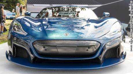 CNN Business traf sich mit Rimac im August 2021 bei The Quail, A Motorsports Gathering in Carmel, Kalifornien. Dort wurde der luxuriöse elektrische Supersportwagen Rimac Nevera präsentiert.