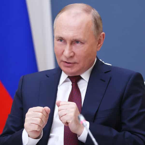 Wladimir Putin trommelte im vergangenen Monat in Moskau zu Investitionen und warnte die Nato, die roten Linien Russlands in der Ukraine nicht zu überschreiten. 