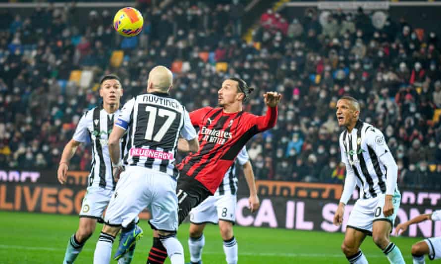 Zlatan Ibrahimovic erzielt sein 300. Tor in Europas Top-5-Ligen und rettet Milan bei Udinese einen Punkt.