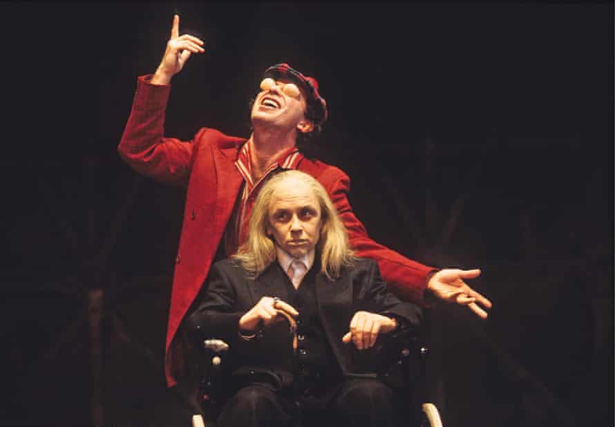 Hunter als König Lear mit ihrem Ehemann Marcello Magni als der Narr, Leicester Haymarket Theatre, 1997.