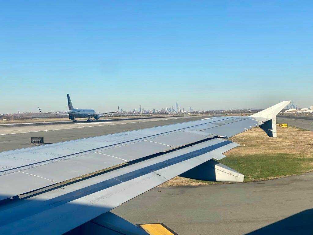 Fliegen mit einem JetBlue Airbus A320 von New York nach Atlanta.