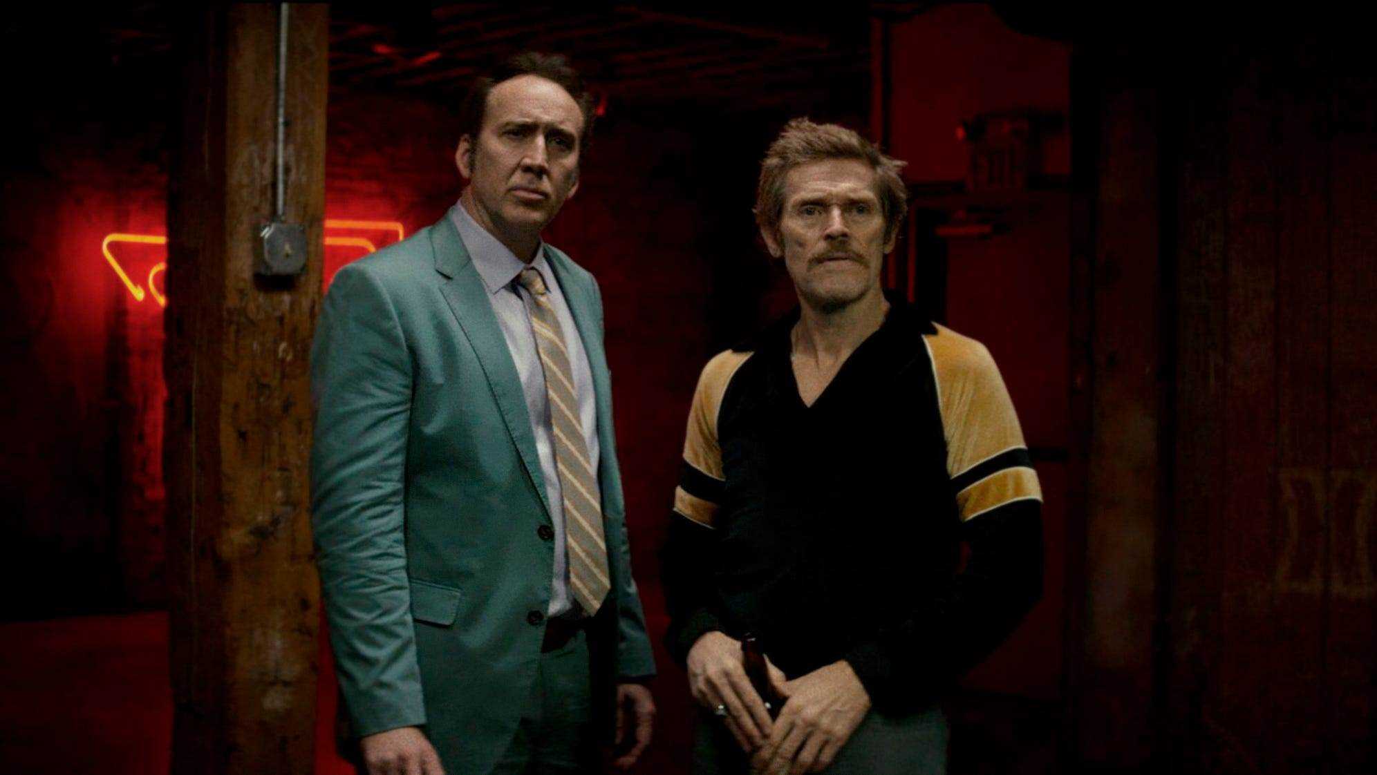 Nicolas Cage und WIllem Dafoe stehen nebeneinander