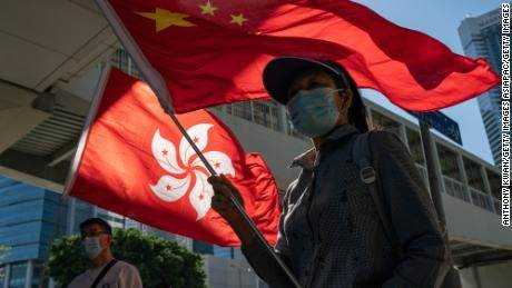 Peking übergibt neuen "Patrioten"  Wahlgesetz für Hongkong, das die Opposition einschränkt 