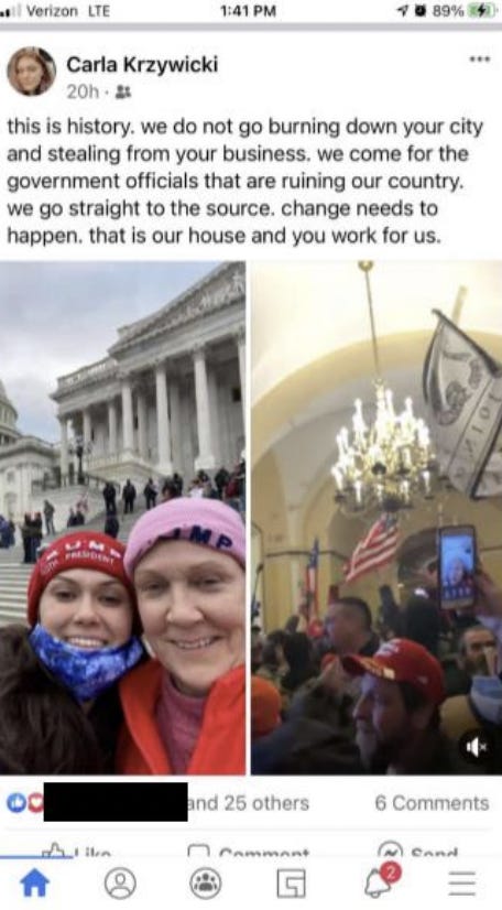 Screenshot eines Facebook-Beitrags von Carla Krzywicki nach dem Aufstand im Kapitol, einschließlich eines Fotos der beiden zusammen vor dem Kapitol.