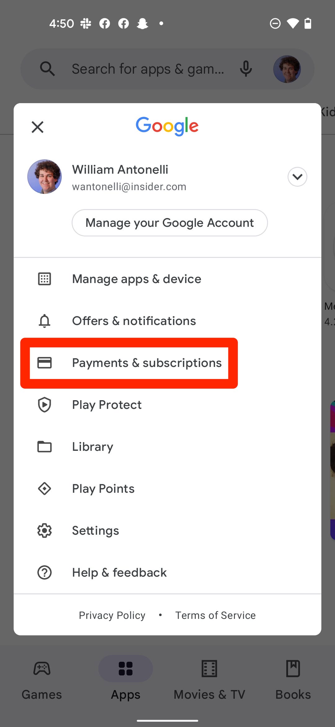 Das Google-Menü in der Google Play Store-App eines Android-Telefons.  Die Option 