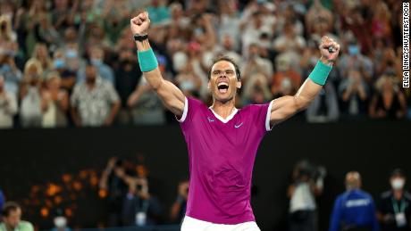 Rafael Nadal feiert den Sieg im Herren-Einzel-Finale der Australian Open.