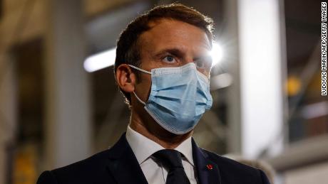Macron sagt, er wolle sich "verpisseln"  die Ungeimpften, da die Spannungen über den neuen französischen Impfpass zunehmen