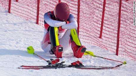 Mikaela Shiffrin: "Eine wirklich große Enttäuschung"  sagt die US-Skifahrerin nach ihrem zweiten Sturz in Peking 2022