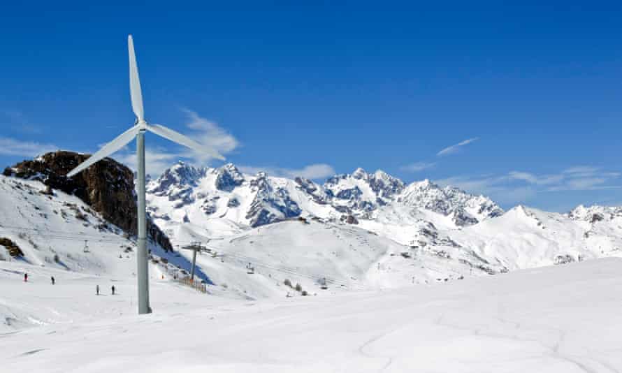 Einige der Aufzüge in Chevalier werden von Windkraftanlagen angetrieben.