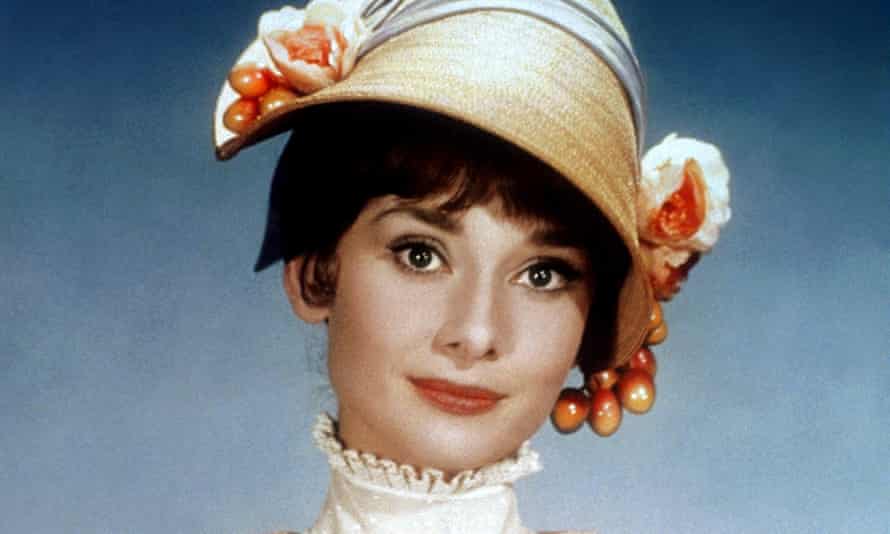 Ein charmanter Cockney-Rinnenfänger: Hepburn in My Fair Lady.