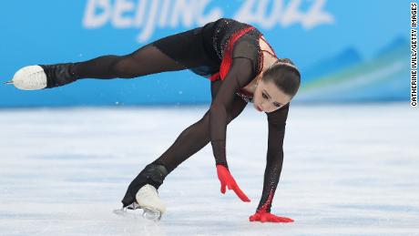 Valieva stürzte während ihrer Free-Skate-Routine mehrmals.