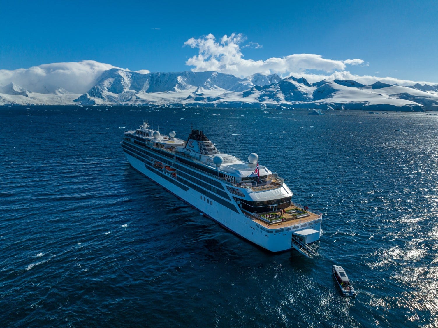 Die Viking Octantis hat kürzlich ihre Jungfernfahrt in die Antarktis abgeschlossen.