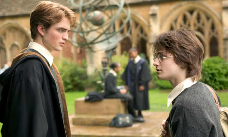 Robert Pattinson mit Daniel Radcliffe in Harry Potter und der Feuerkelch im Jahr 2005.