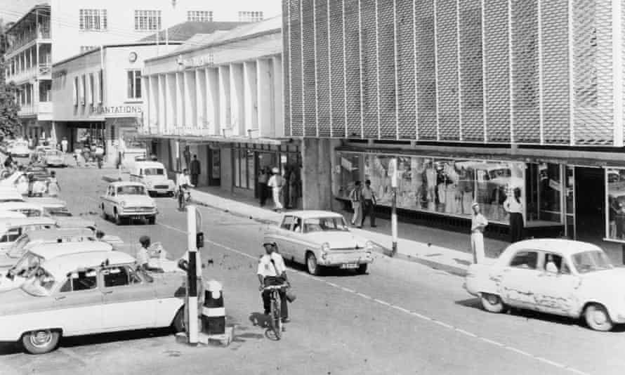 Die Hauptstraße in Bridgetown, Barbados, 1965