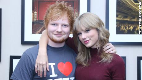 Ed Sheeran und Taylor Swift veröffentlichen Duett „The Joker and The Queen“  -- und das Video wird Sie nostalgisch machen