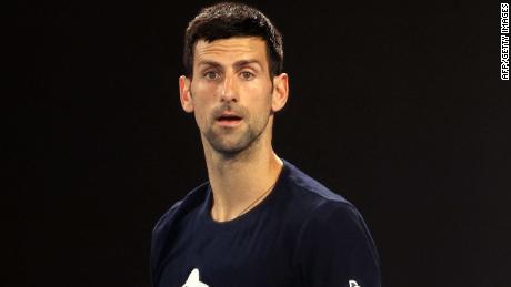 Novak Djokovic ist bereit, die French Open und Wimbledon wegen seiner Impfhaltung zu überspringen, sagt er der BBC in einem Interview vor der Kamera