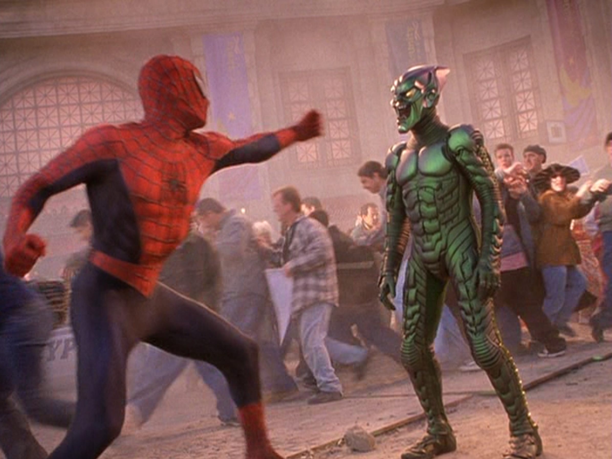 Tobey Maguire als Spider-Man und Willem Dafoe als Green Goblin in „Spider-Man“.