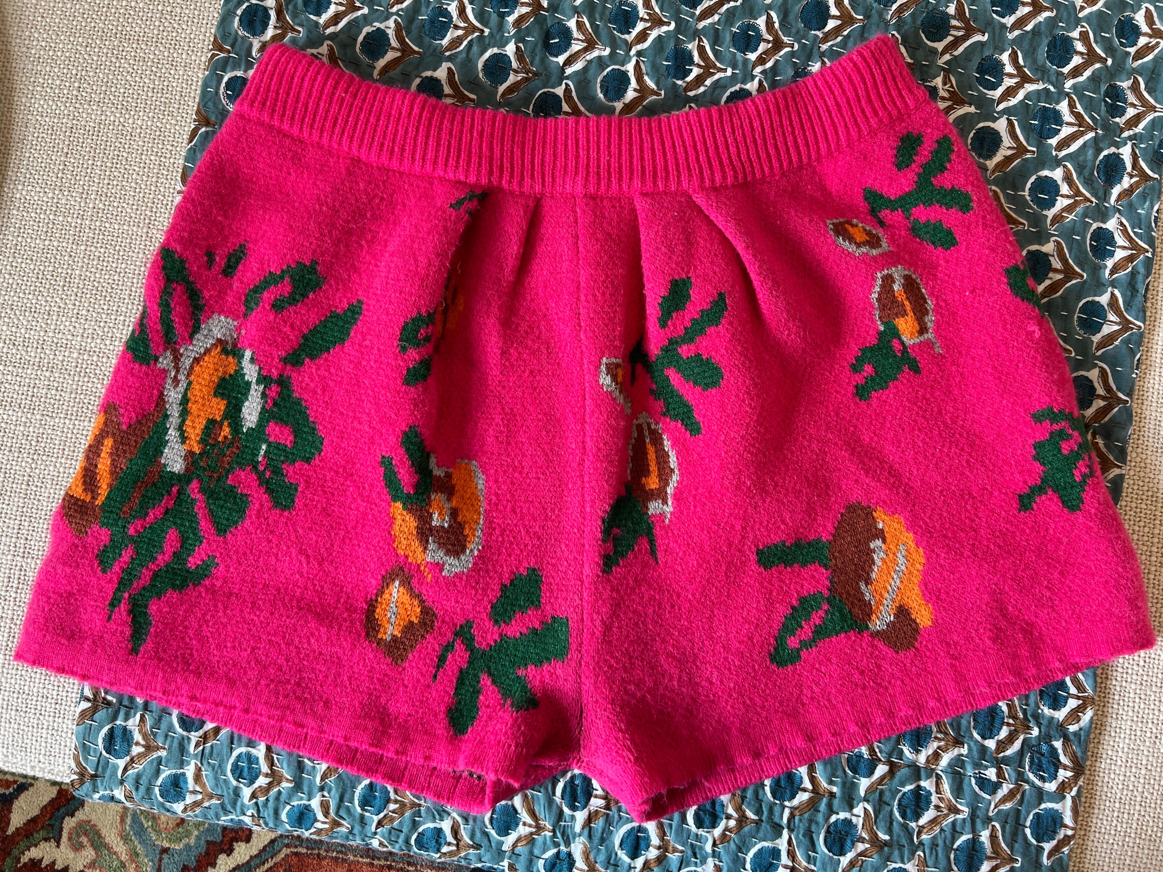 Geblümte Shorts in Pink von Cider.