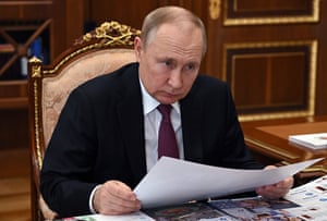 Der ukrainische Präsident Wolodymyr Selenskyj hat direkte Gespräche mit dem russischen Präsidenten Wladimir Putin als Schlüssel zur Beendigung des Krieges gefordert