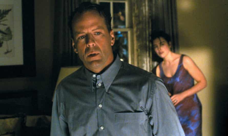 Willis und Olivia Williams in The Sixth Sense (1999).