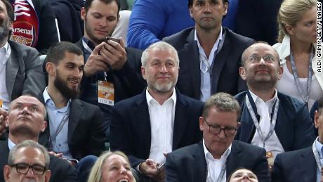 Der russische Chelsea-Besitzer Roman Abramovich gibt "Verwalter"  des Vereins an Treuhänder