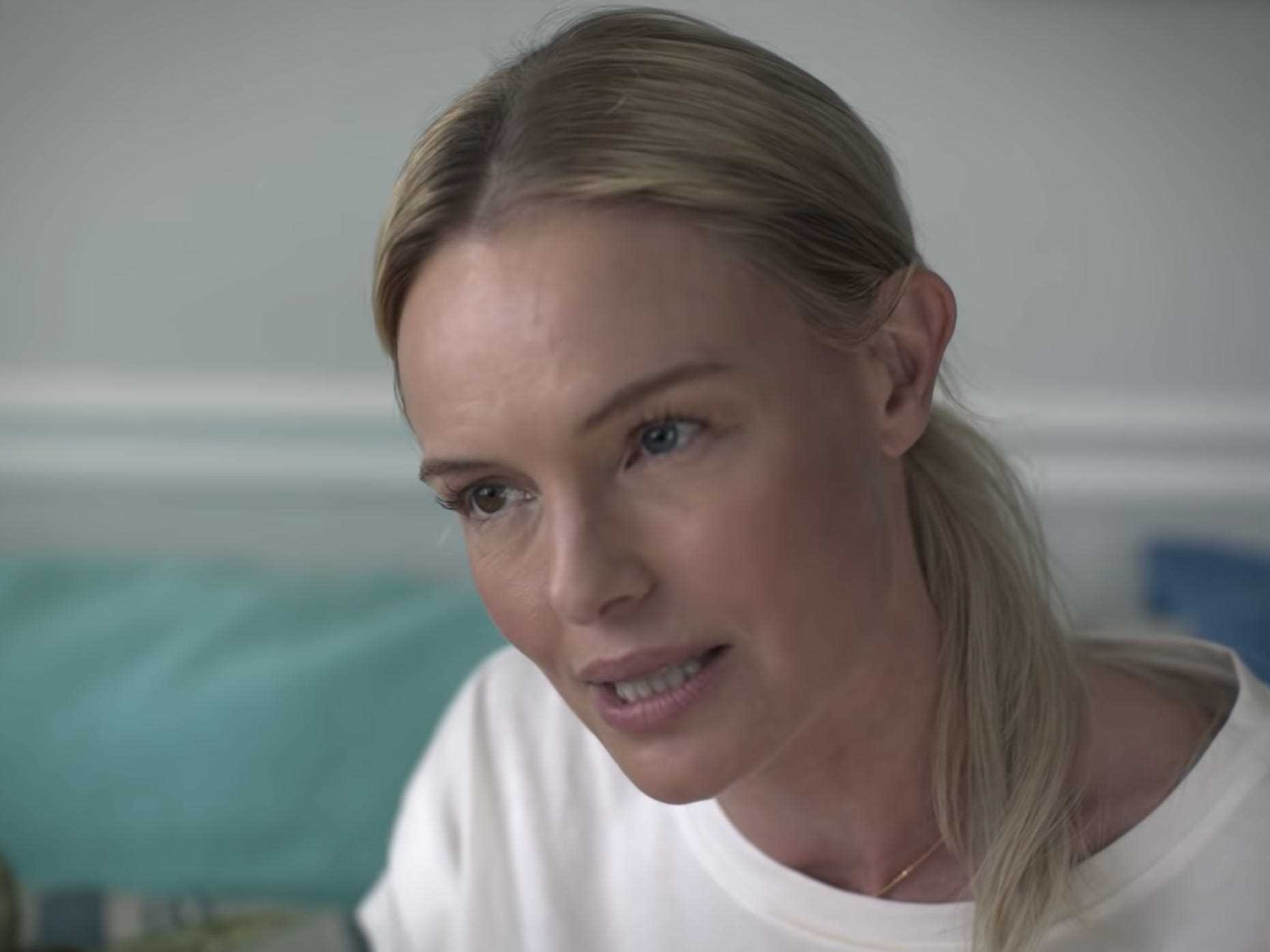 Kate Bosworth spricht in Netflix mit