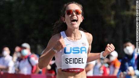 Molly Seidel: Wie die Langstreckenläuferin das "Hochstapler-Syndrom"  und "weggeweht"  ihre Erwartungen an den Marathon