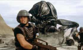 Paul Verhoevens Starship Troopers.