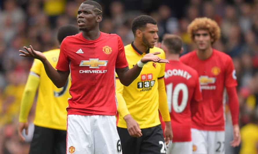 Paul Pogba sieht nach einer 1: 3-Niederlage in Watford in seiner ersten Saison bei Manchester United ratlos aus.