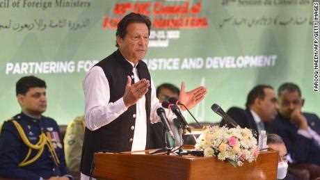 Der pakistanische Premierminister Imran Khan wurde nach einem Misstrauensvotum als Staatsoberhaupt abgesetzt