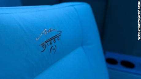 Detail eines Sitzes im Flugzeug.