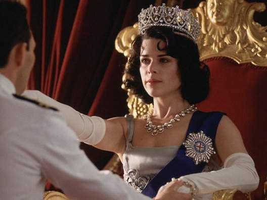 Neve Campbell als Prinzessin Elizabeth in „Churchill: The Hollywood Years“